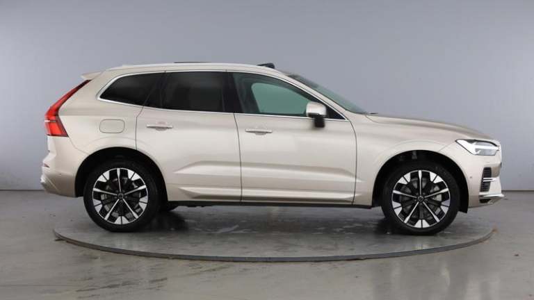 2025 Volvo XC60 Ultra T8 AWD Plug-in hybrid Electric/Petrol Bright Automatic SUV Hybrid Automatic