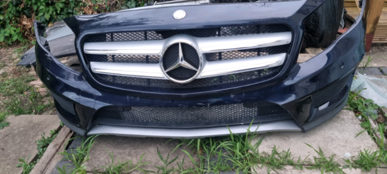 MERCEDES GLA - X156 - FRONT BUMPER - COMPLETE 