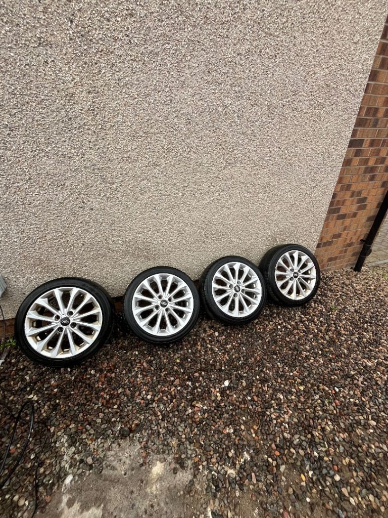 Fiesta sport alloys 