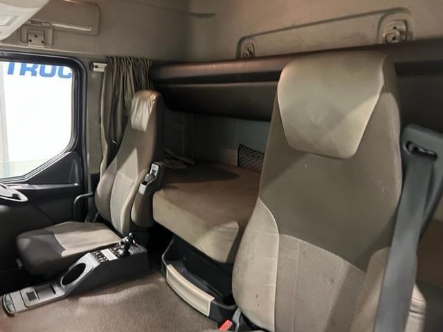 Renault Premium 460 6x2 Midlift Tractor Unit 