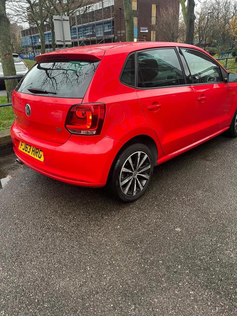 Volkswagen, POLO, Hatchback, 2013, Manual, 1390 (cc), 5 doors