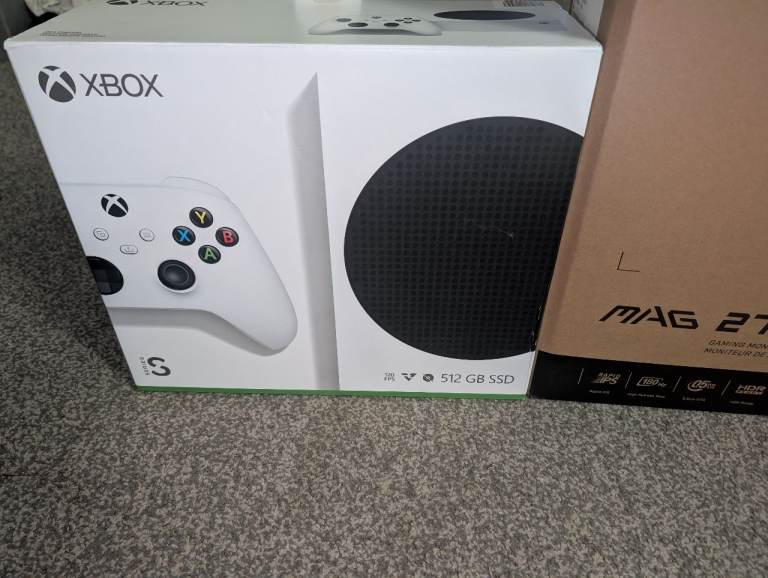 Xbox Series S Bundle