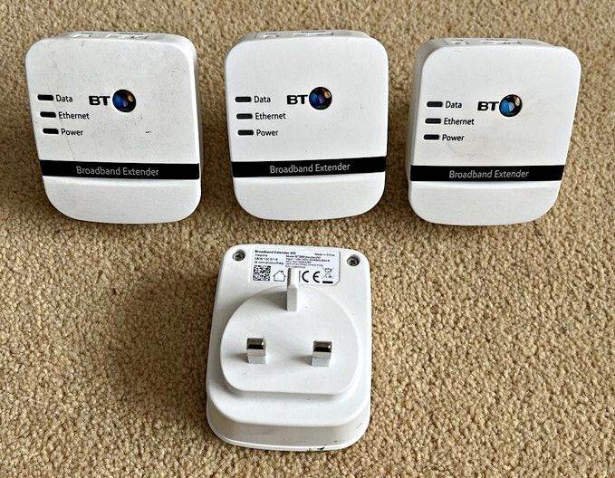 4 No. BT Broadband Extenders 200