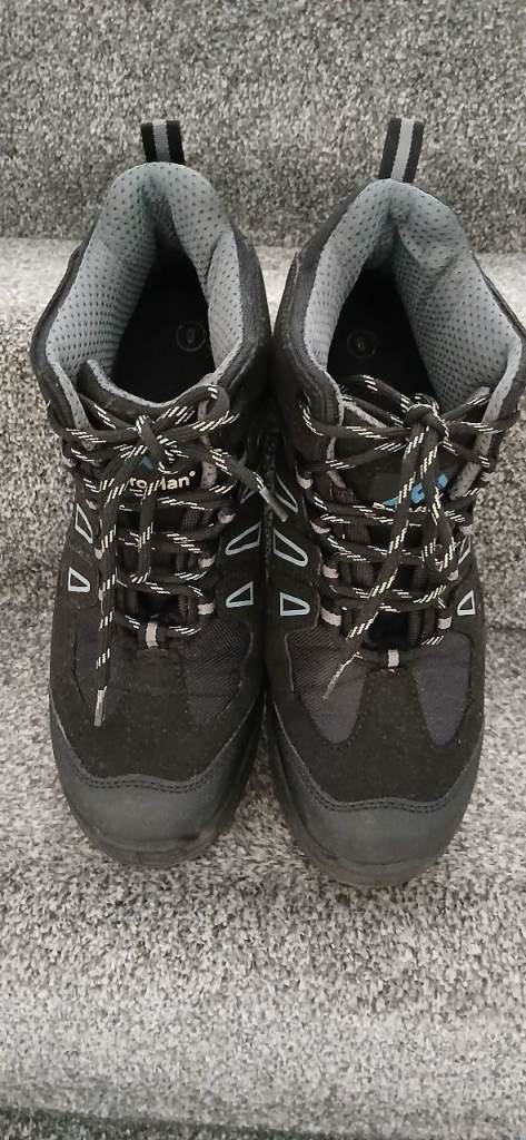 Proman mens work boots.
