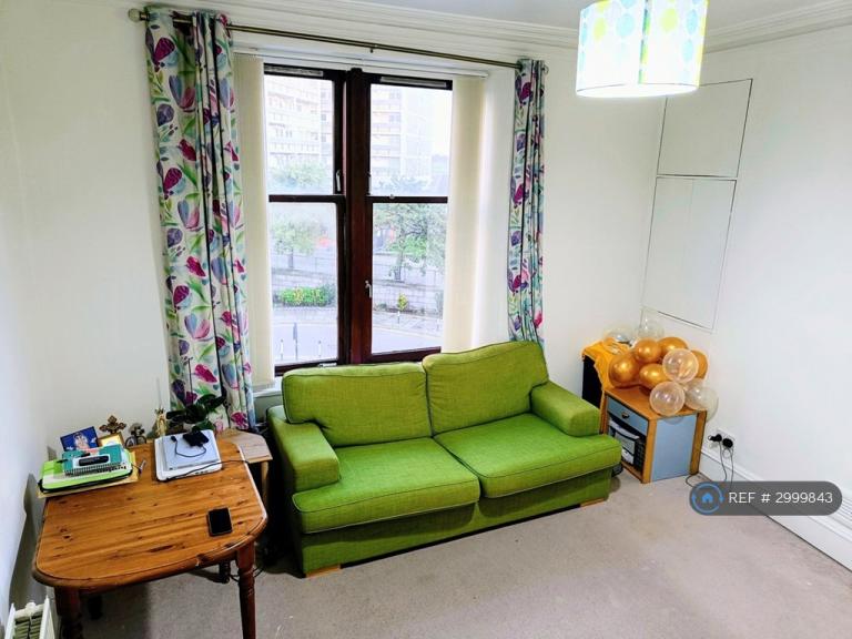 1 bedroom flat in Justice Street, Aberdeen, AB11 (1 bed) (#2999843)