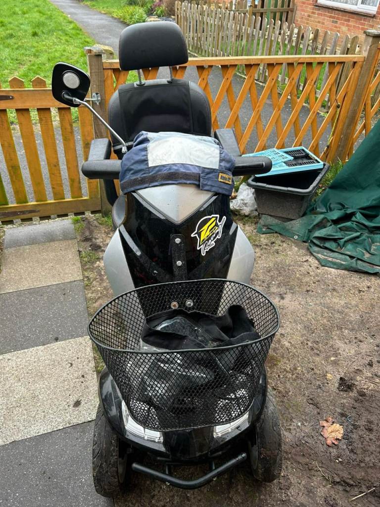 Can deliver kymco maxi class 8 mph road legal mobility scooter 
