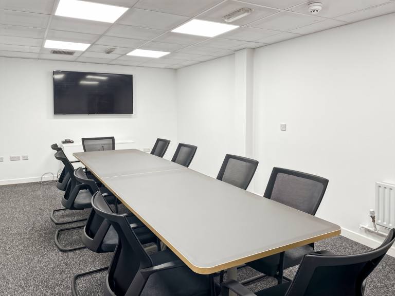 Coleraine - BT51 3DR \ Customisable Office Space for Up to 10 Desks