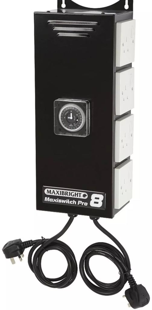 used - MAXIBRIGHT Maxiswitch Pro 8 Way Contactor Timer Switch Lighting Relay - Hydroponics