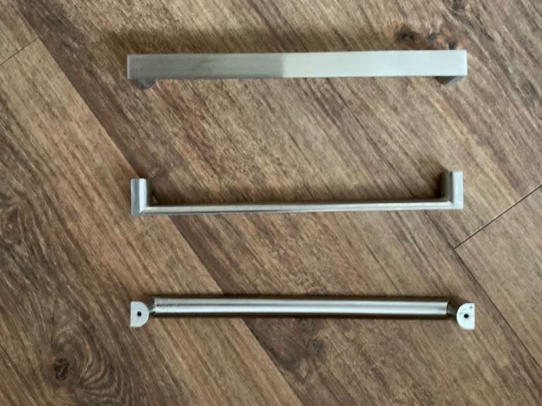 Kitchen / wardrobe handles