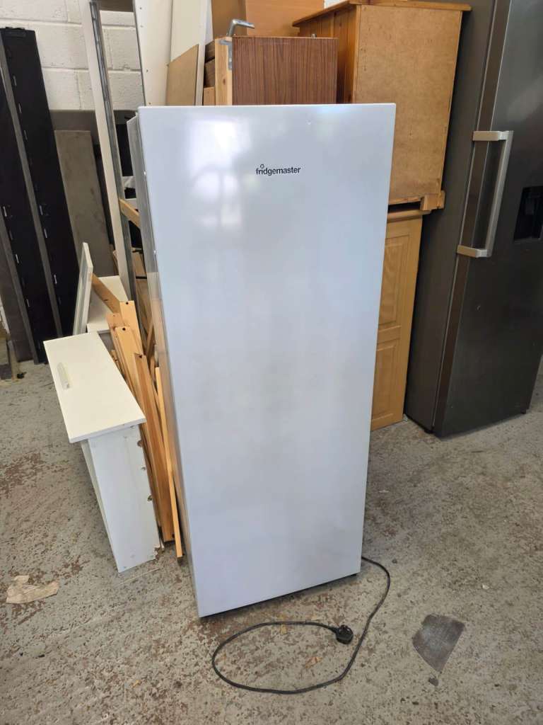 Fridgemaster Tall Upright Freezer – White – Good Working Condition - Cash on delivery 