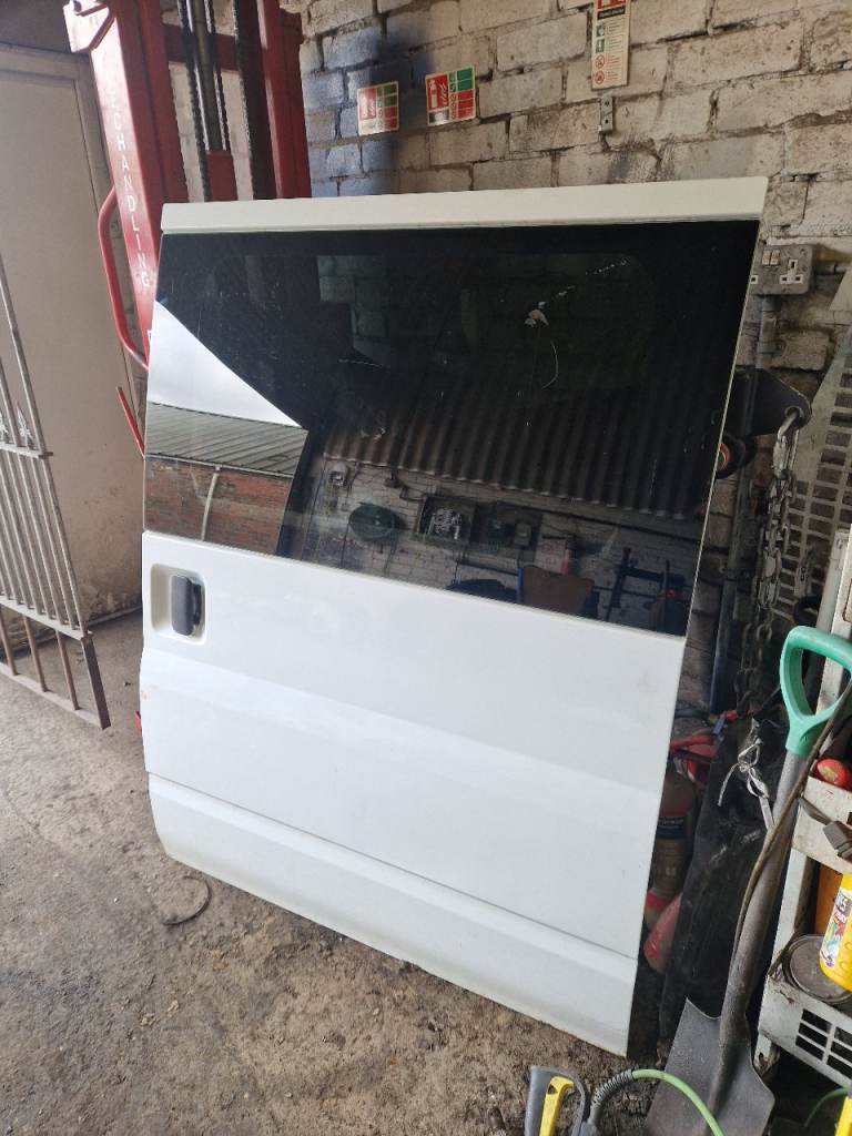 2007-13 FORD TRANSIT MK7 SWB SIDE LOADING DOOR WITH GLASS