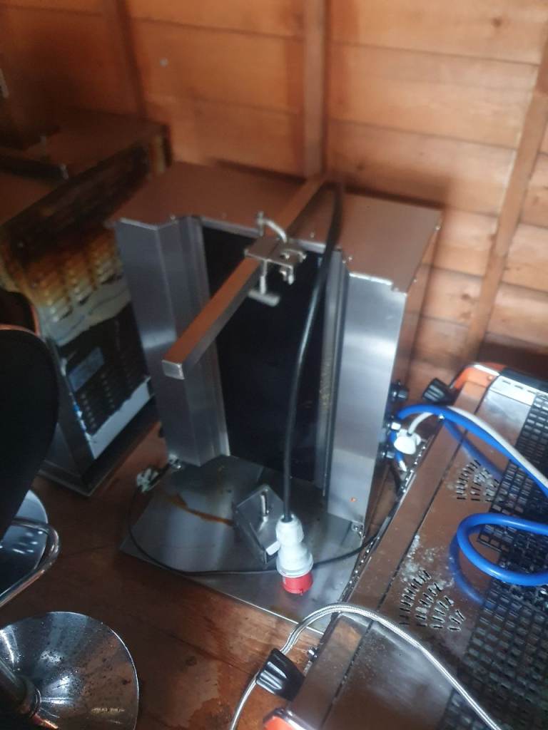 Electric donner machines