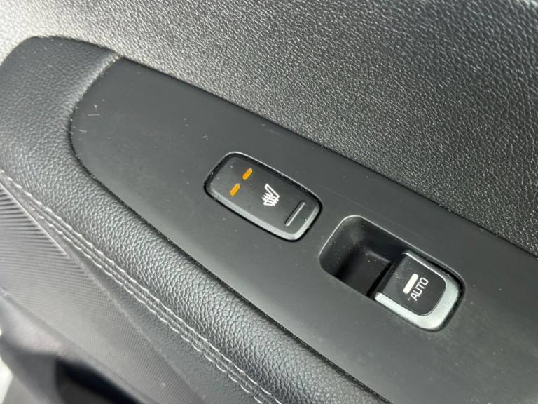 2015 Kia Sorento 2.2 CRDi KX-3 SUV 5dr Diesel Auto AWD Euro 6 (197 bhp) ESTATE Diesel Automatic