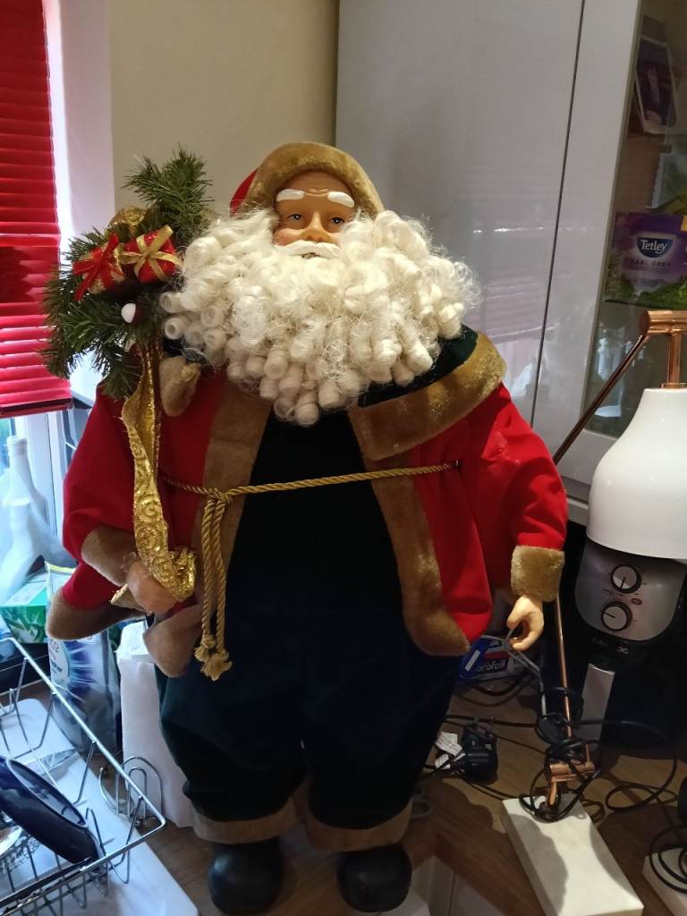 Large Standing Santa Christmas Decoration – Good Condition