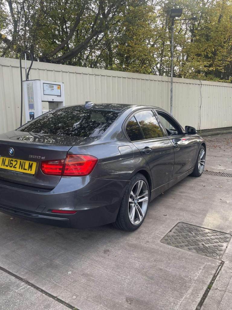 BMW, 3 SERIES, Saloon, 2012, Manual, 1995 (cc), 4 doors