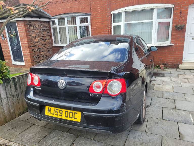 Volkswagen, PASSAT, Saloon, 2009, Manual, 1968 (cc), 4 doors