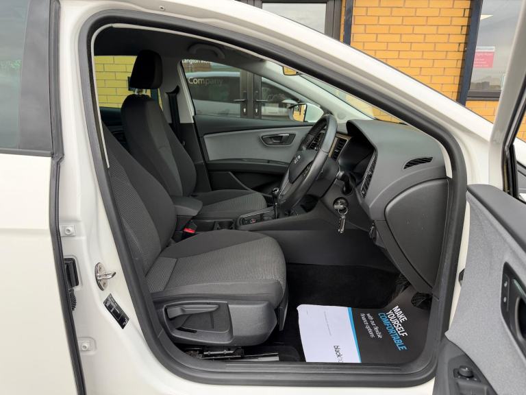 2018 SEAT Leon 1.2 TSI SE Dynamic Technology 5dr HATCHBACK PETROL Manual