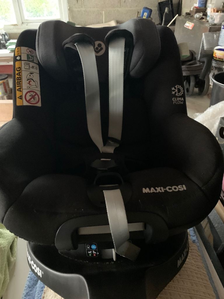  Child’s car seats/restraints