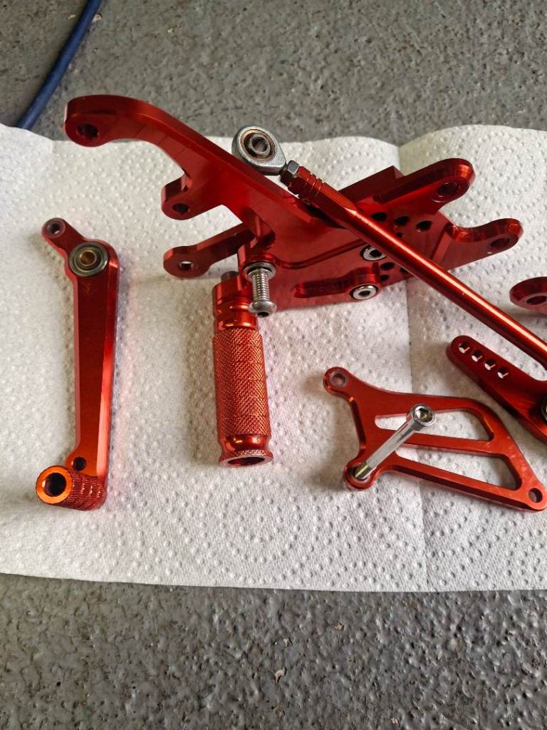 HONDA CBR1000RR 2008 - 2015 (16) FXCNC REAR SETS