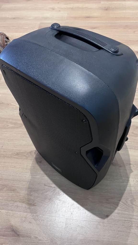 Kam RZ15A V3 Full Range Active Speaker – Good Condition