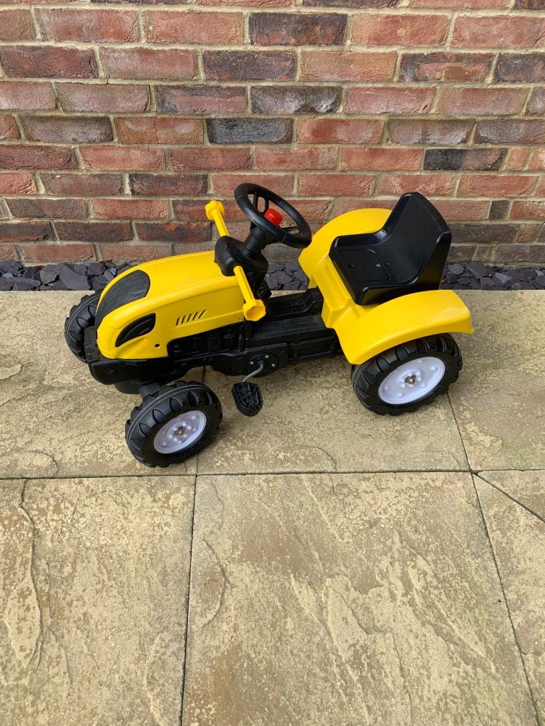 Child’s ride on tractor aged 3-6
