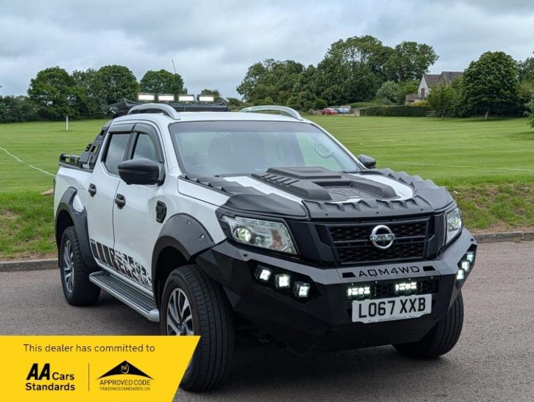 Nissan Navara DCI TEKNA 4X4 SHR DCB