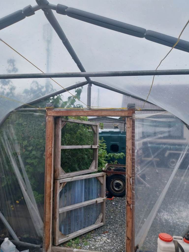 Clear Polytunnel Greenhouse Frame and Cover