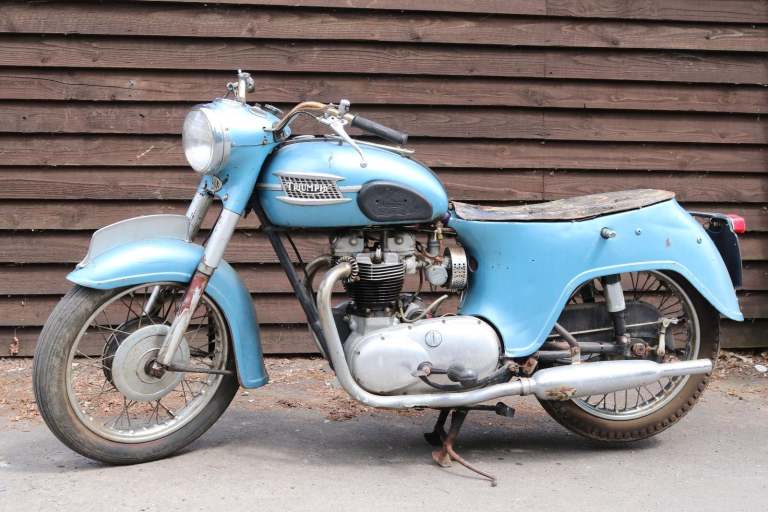Triumph T110 Thunderbird Matching number ride or restore.