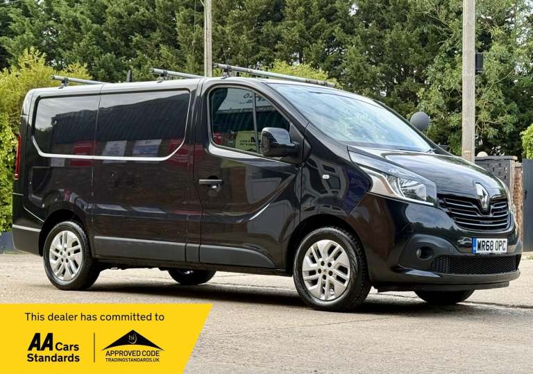 2018 Renault Trafic 1.6 dCi ENERGY 27 Sport Nav SWB Standard Roof Euro 6 (s/s)
