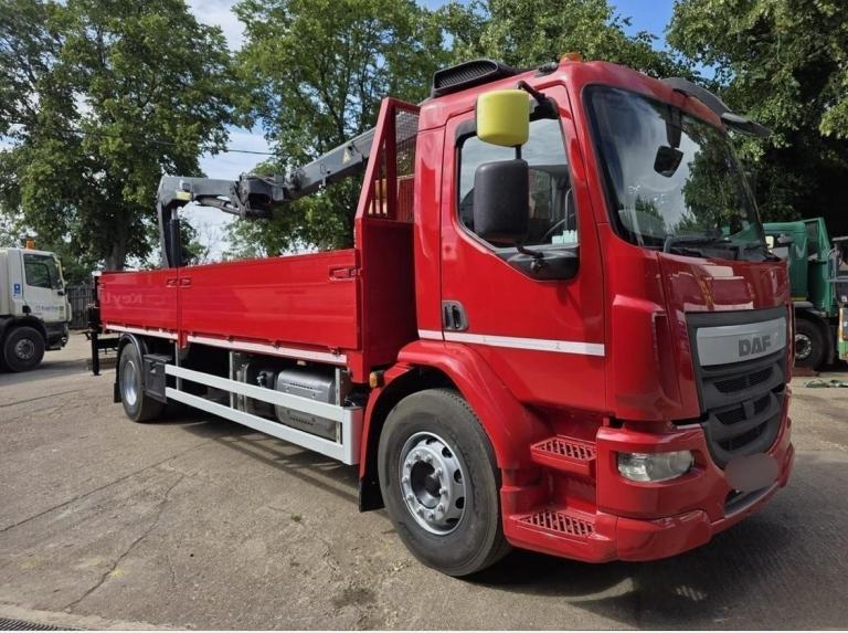 DAF TRUCKS LF 2015 HMF 1210 CRANE 18 TON 