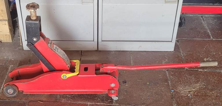 3 Tonne High lift Hydraulic Car/Van/Truck Jack
