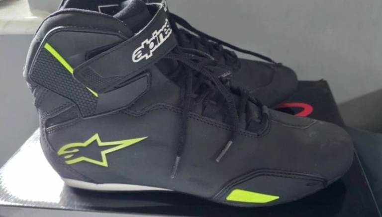 Alpinestars Men's Sektor Motorbike Boots - Black & Yellow Size 12 UK Euro 47  