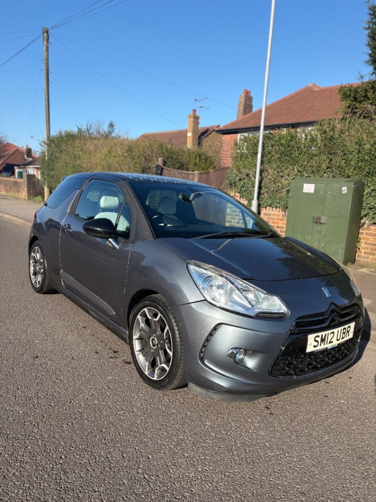 Citroen, DS3, Hatchback, 2012, Manual, 1560 (cc), 3 doors