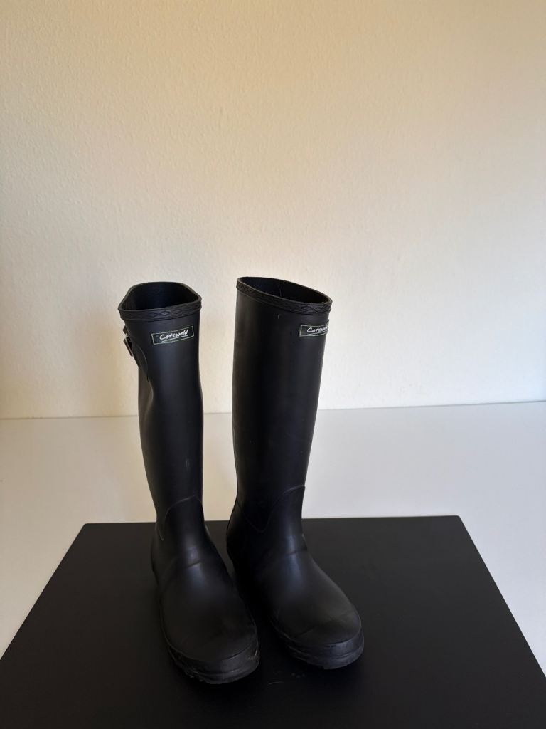 Cotswold wellies 