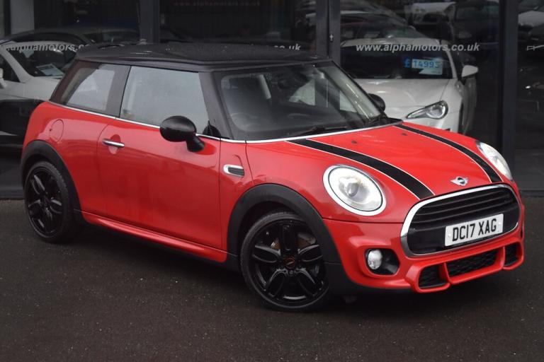 2017 MINI Hatch 1.5 Cooper Hatchback 3dr Petrol Manual Euro 6 (s/s) (136 ps) Hatchback Petrol Manual