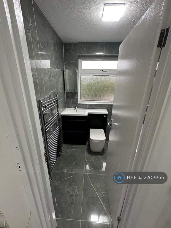 4 bedroom house in Nash Drive, Abingdon, OX14 (4 bed) (#2703355)