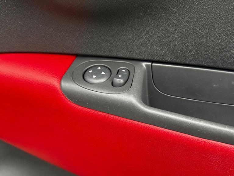 2012 Fiat 500 1.2 Lounge 3dr [Start Stop] HATCHBACK PETROL Manual