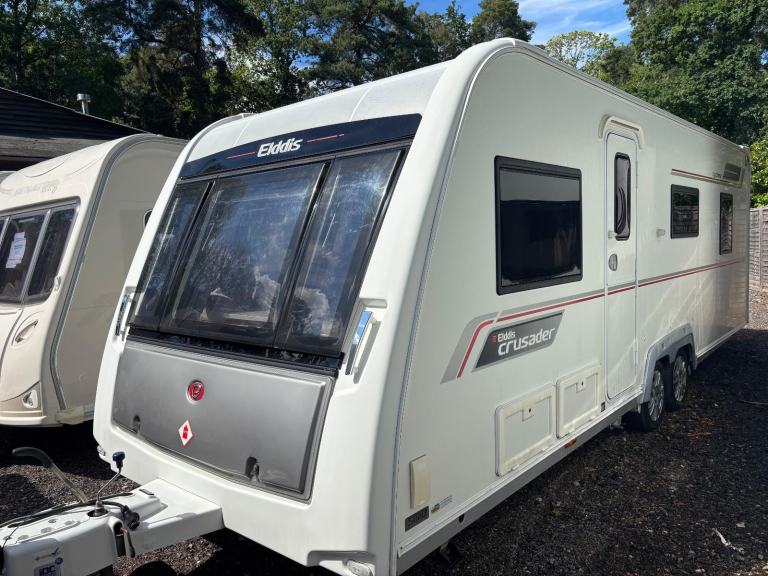 Elddis CRUSADER CYCLONE - 2013 - 4 BERTH - TWIN AXLE