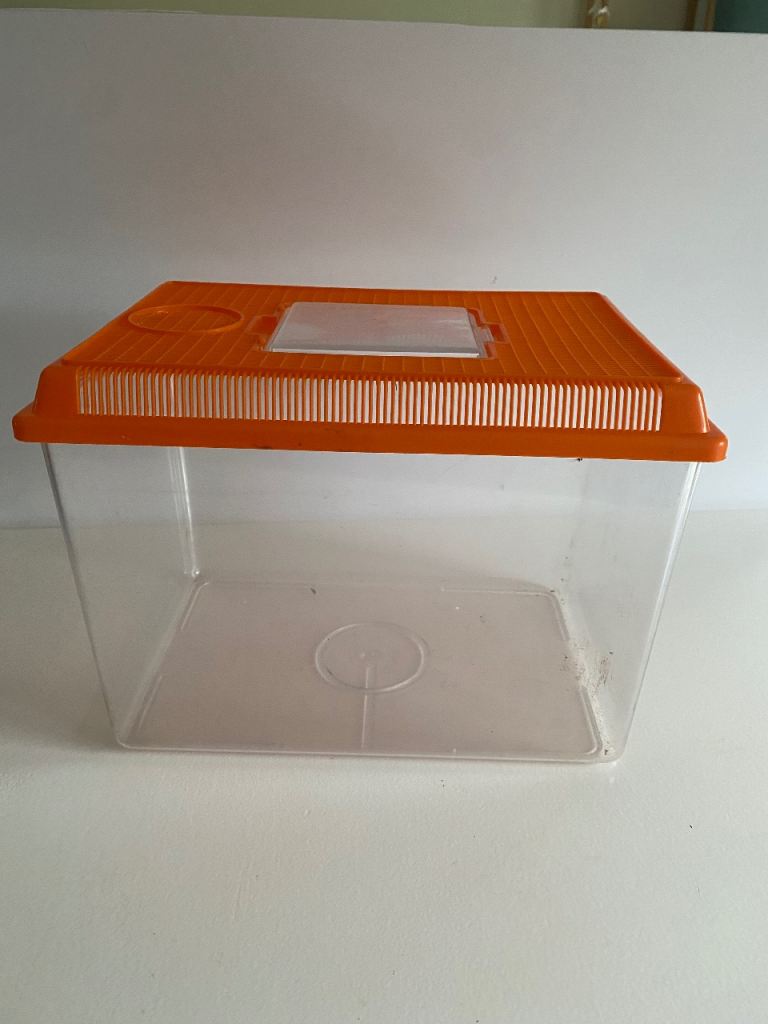 Pet cage transporter box vivarium aquarium 