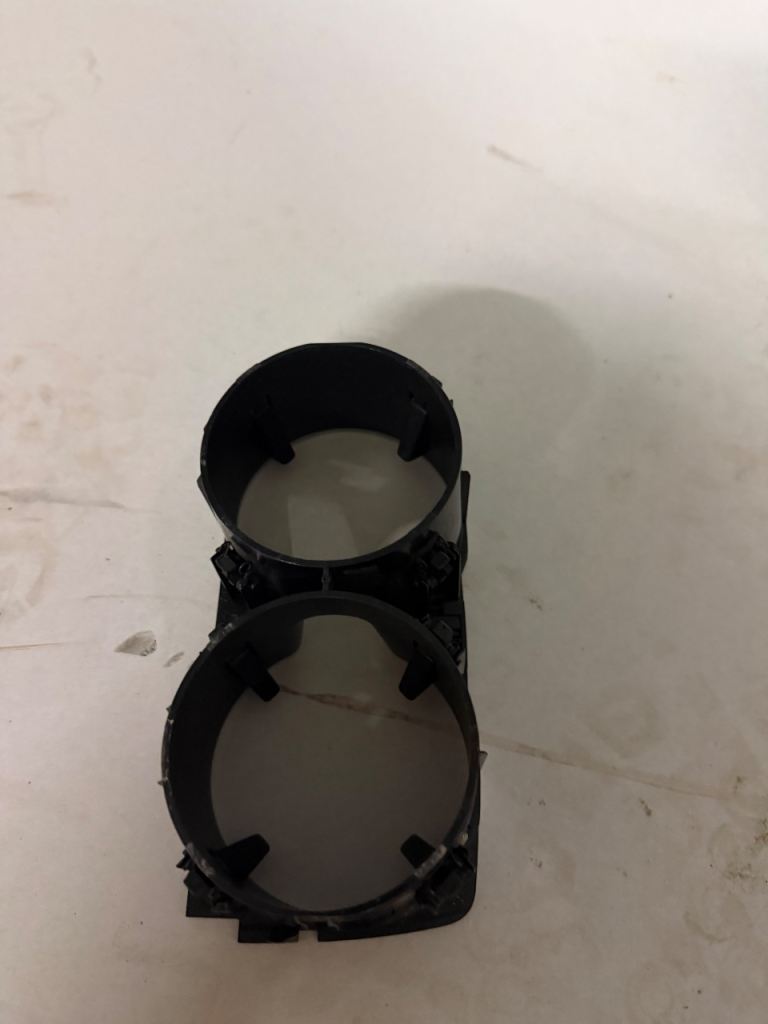 Mercedes s class w 222 cup holder 