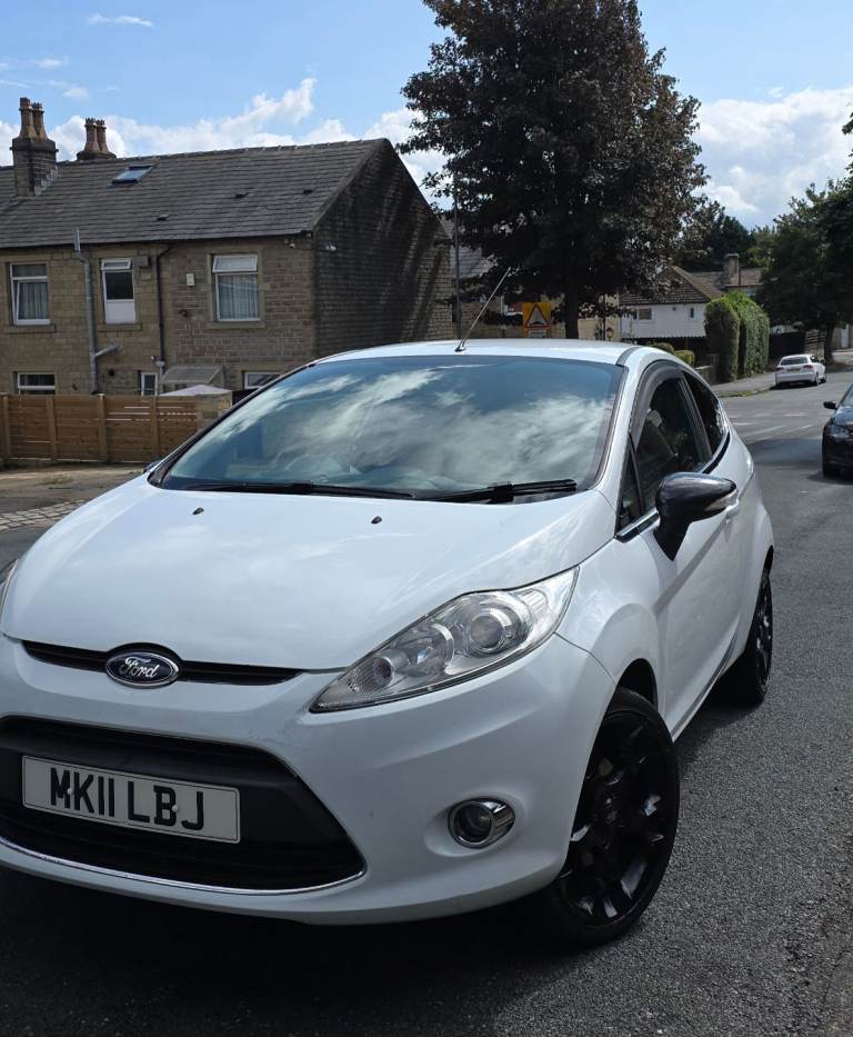 Ford, FIESTA, Hatchback, 2011, Manual, 1242 (cc), 3 doors