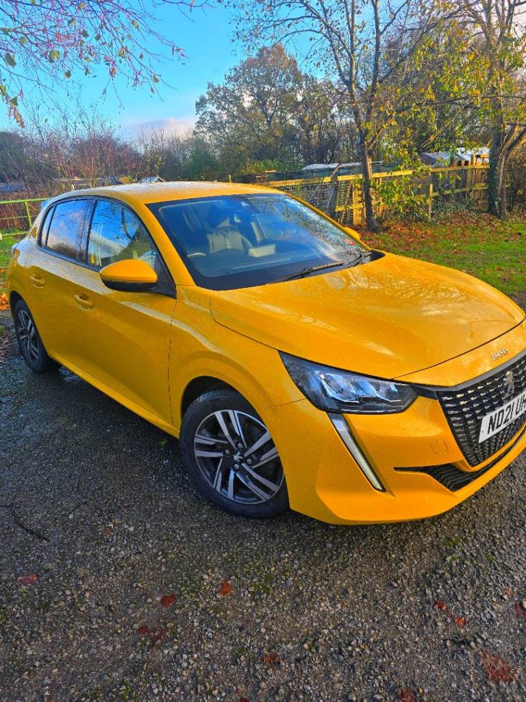 Peugeot, 208, Hatchback, 2021, Semi-Auto, 1199 (cc), 5 doors