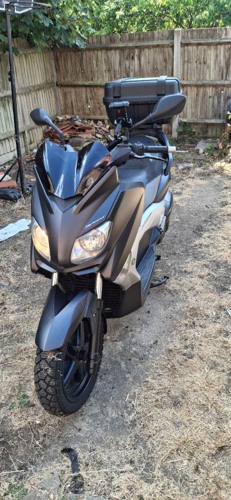 Yamaha, YP, 2017, 249 (cc)