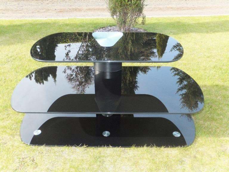 BLACK GLASS TV STAND