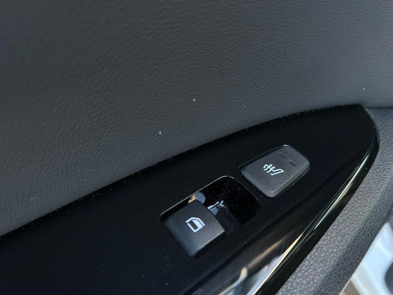 2022 Kia Sportage 1.6T GDi HEV 4 5dr Auto ESTATE PETROL/ELECTRIC Automatic