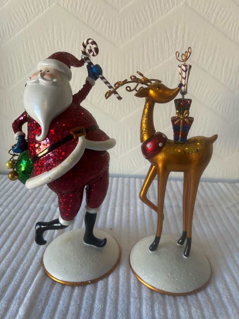 Kirkland Santa and reindeer 