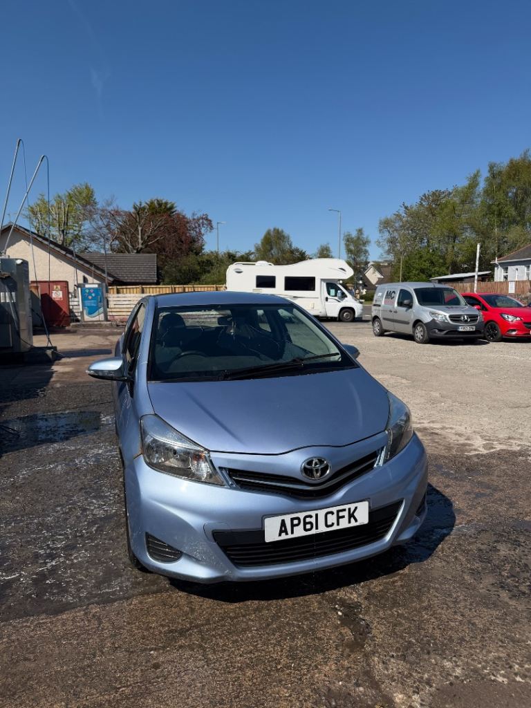Toyota, YARIS, Hatchback, 2011, Manual, 998 (cc), 3 doors