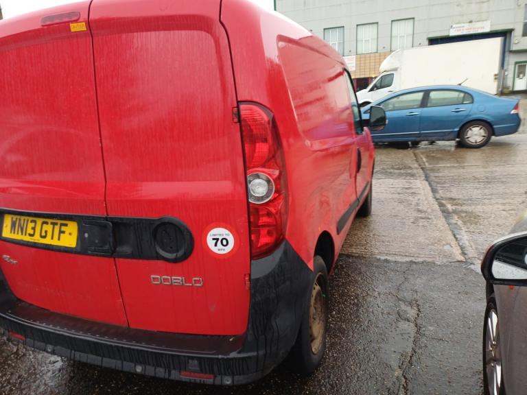 2013 Fiat Doblo 1.3 Multijet 16V Van Start Stop PANEL VAN Diesel Manual