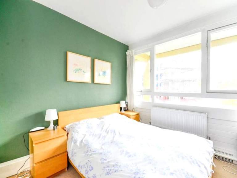  💎  Beautiful room with immediate availability in Canary Wharf!  💎  