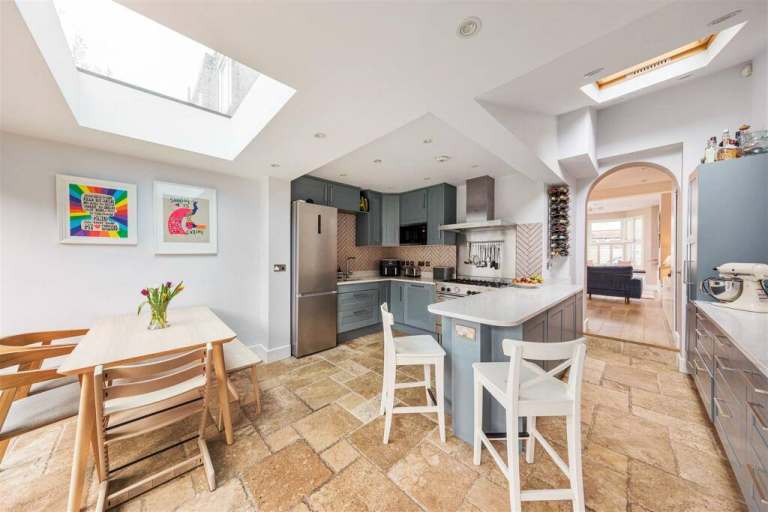 Fantastic Room in Shared Flat – Stratford, All Bills Included✅✅